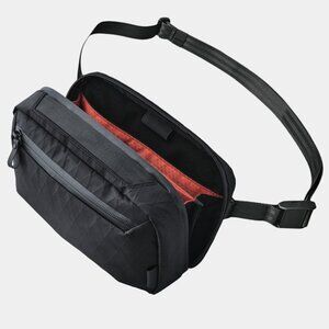 NWOT ALPAKA Elements Tech Case Max Black